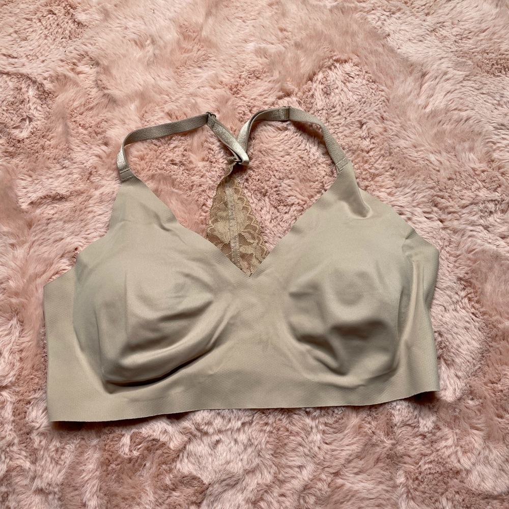 Seamless lounge bra